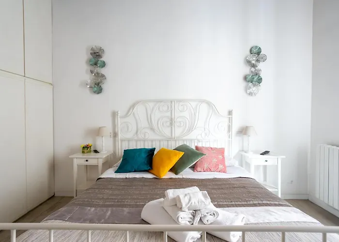 Alice's Corner At Borgo Apartament